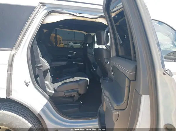 1FMJU1MG5SEA13270 2025 FORD EXPEDITION - Image 8