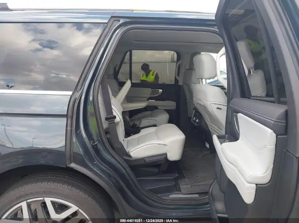 1FMJU1MG6SEA02620 2025 FORD EXPEDITION - Image 8