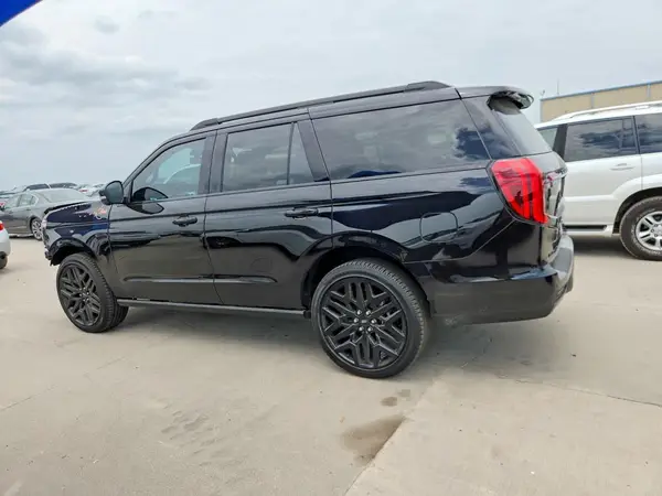1FMJU1MG6TEA49082 2026 FORD EXPEDITION - Image 2