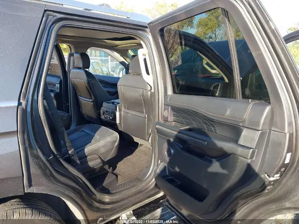 1FMJU1MT3KEA61749 2019 FORD EXPEDITION - Image 8