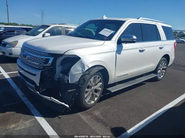 1FMJU1MT4JEA01901 2018 FORD EXPEDITION - Image 2