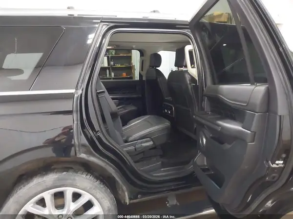 1FMJU1MT4JEA22537 2018 FORD EXPEDITION - Image 8