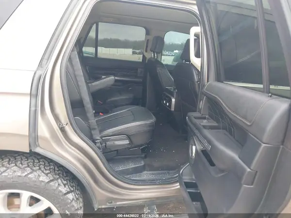 1FMJU1MT4JEA65565 2018 FORD EXPEDITION - Image 8