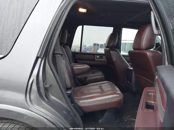 1FMJU1MT5HEA38935 2017 FORD EXPEDITION - Image 8