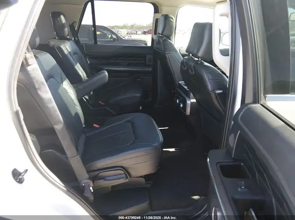 1FMJU1MT6JEA70136 2018 FORD EXPEDITION - Image 8