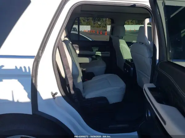 1FMJU1MT8MEA18110 2021 FORD EXPEDITION - Image 8