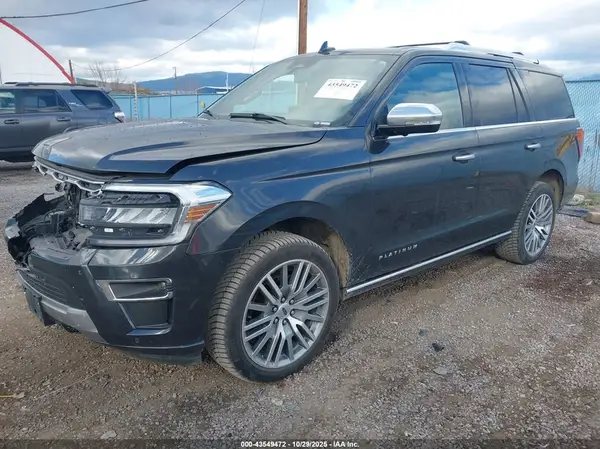 1FMJU1MT9NEA60349 2022 FORD EXPEDITION - Image 2