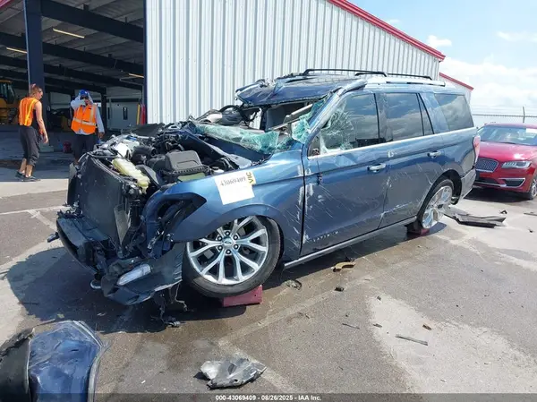 1FMJU1MTXKEA04111 2019 FORD EXPEDITION - Image 2