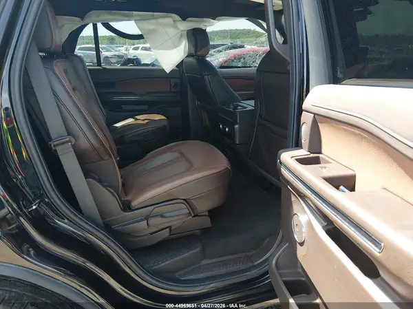 1FMJU1P8XREA75911 2024 FORD EXPEDITION - Image 8