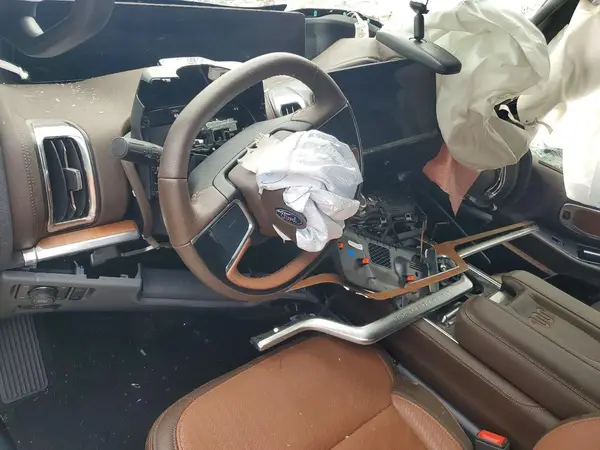 1FMJU1P8XSEA41246 2025 FORD EXPEDITION - Image 8