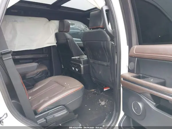 1FMJU1PT4MEA64609 2021 FORD EXPEDITION - Image 8