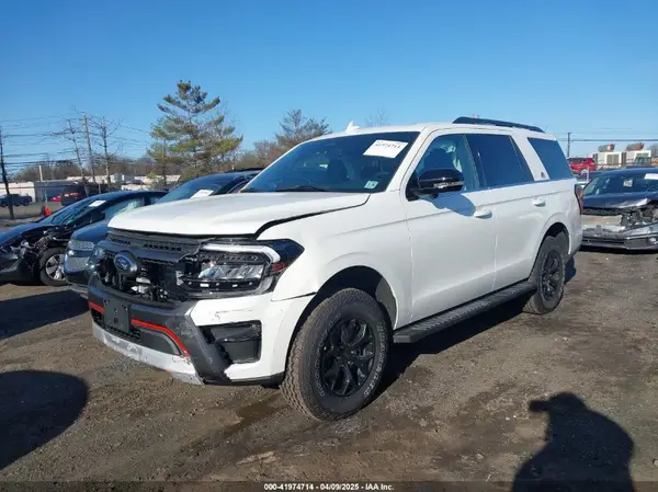 1FMJU1RG1REB10629 2024 FORD EXPEDITION - Image 2