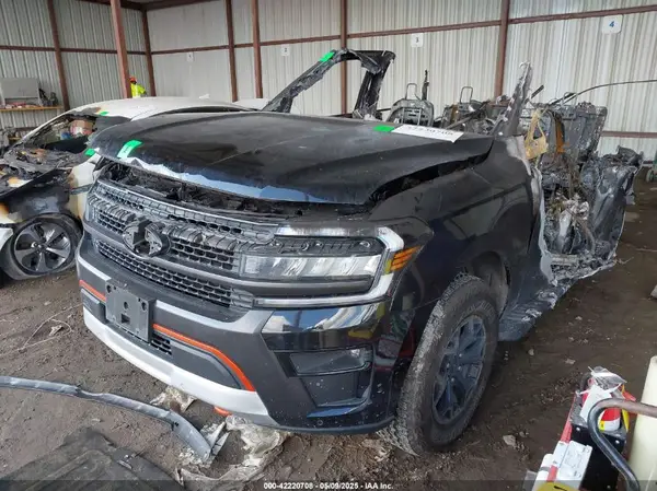 1FMJU1RG3REA08958 2024 FORD EXPEDITION - Image 2