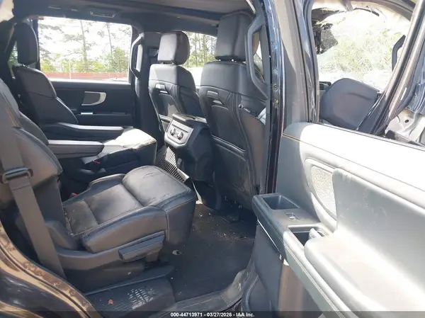 1FMJU1RG8SEA49611 2025 FORD EXPEDITION - Image 8