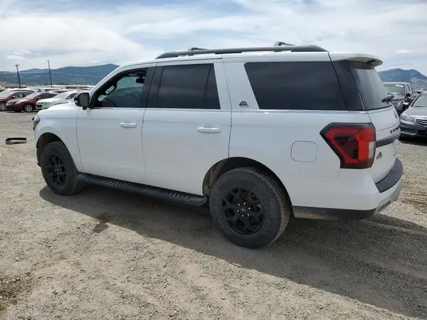 1FMJU1RG9PEA18634 2023 FORD EXPEDITION - Image 2