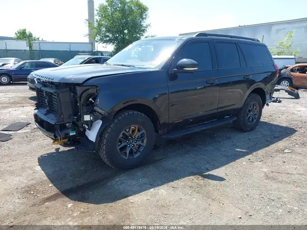 1FMJU1RG9SEA32767 2025 FORD EXPEDITION - Image 2