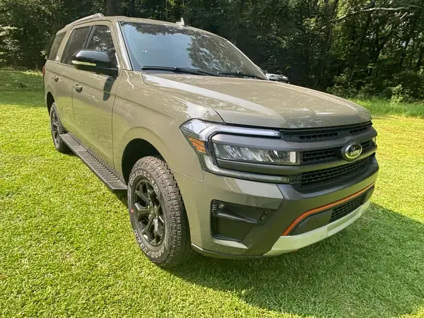 1FMJU1RGXREA08486 2024 FORD EXPEDITION - Image 1
