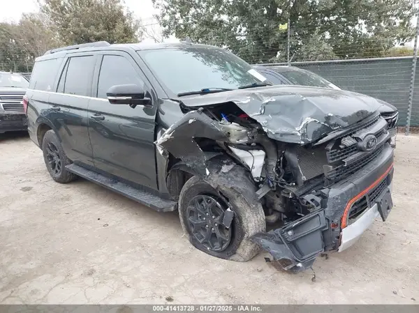 1FMJU1RT0NEA28639 2022 FORD EXPEDITION - Image 1