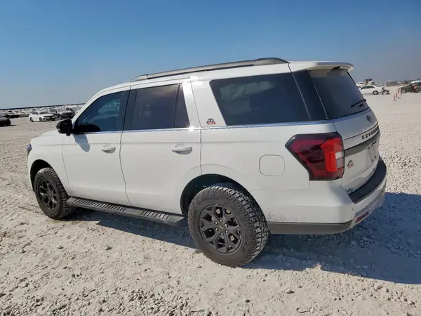 1FMJU1RT4NEA18292 2022 FORD EXPEDITION - Image 2