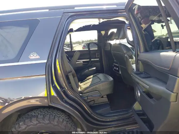1FMJU1RT5NEA34937 2022 FORD EXPEDITION - Image 8