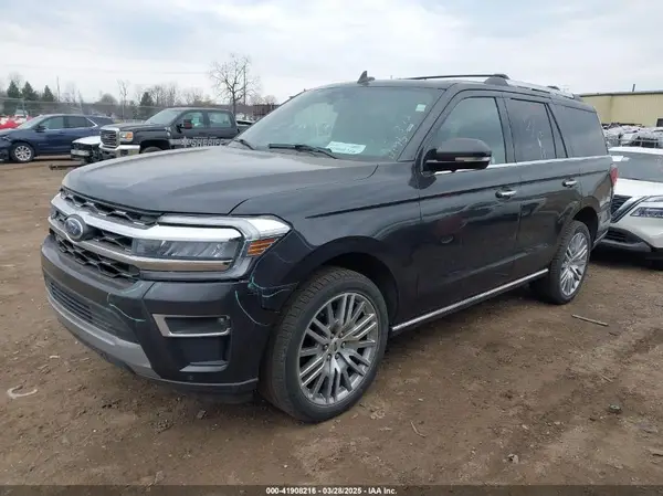 1FMJU2A80REA41216 2024 FORD EXPEDITION - Image 2