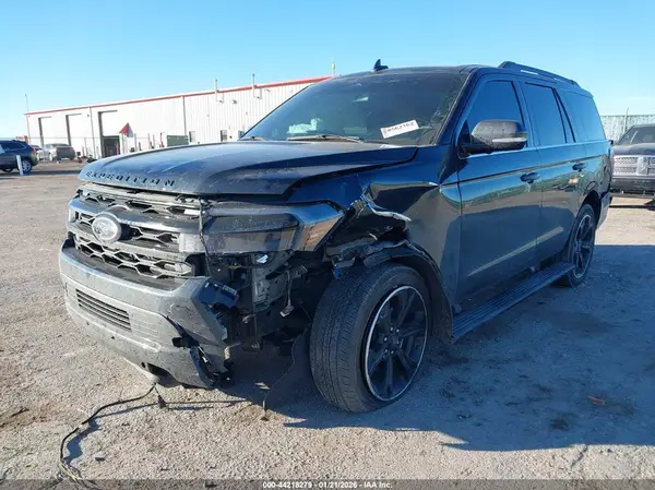 1FMJU2A80REA43676 2024 FORD EXPEDITION - Image 2