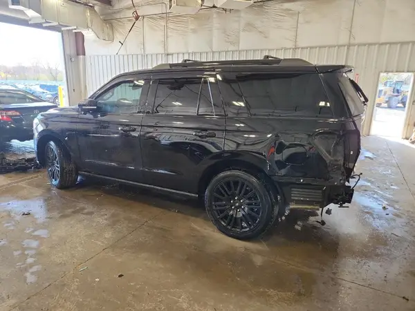 1FMJU2A82PEA24687 2023 FORD EXPEDITION - Image 2