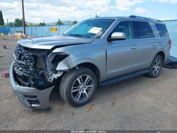 1FMJU2A82REA47518 2024 FORD EXPEDITION - Image 2