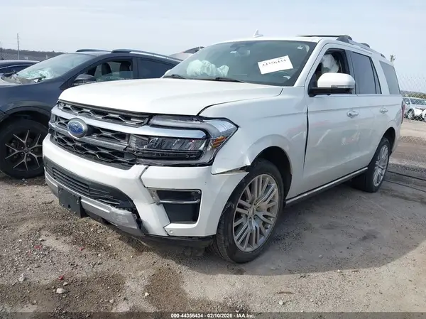 1FMJU2A82REA54551 2024 FORD EXPEDITION - Image 2