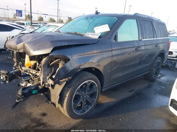 1FMJU2A82REA58955 2024 FORD EXPEDITION - Image 2