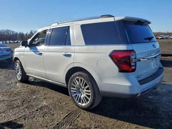 1FMJU2A82REB10827 2024 FORD EXPEDITION - Image 2