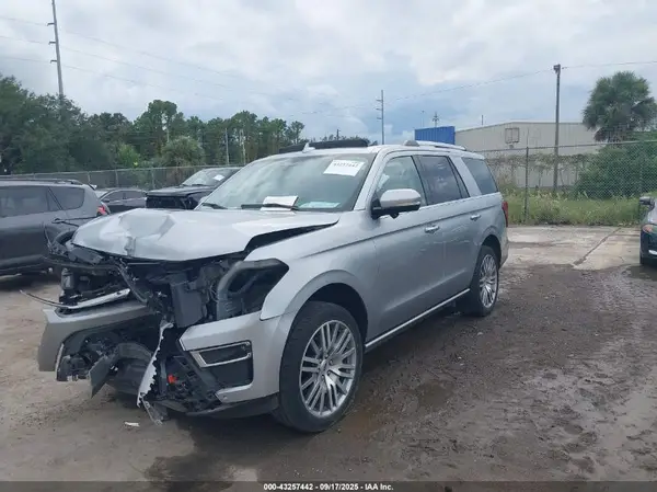 1FMJU2A83PEA56130 2023 FORD EXPEDITION - Image 2