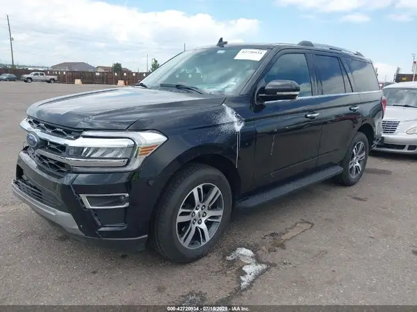 1FMJU2A83REA18240 2024 FORD EXPEDITION - Image 2