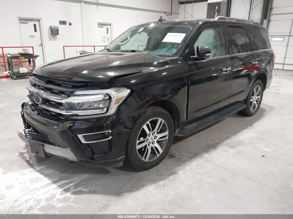 1FMJU2A83REA63081 2024 FORD EXPEDITION - Image 2