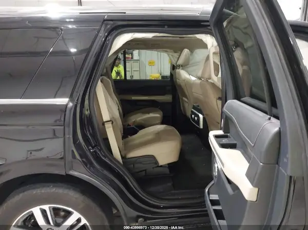 1FMJU2A83REA63081 2024 FORD EXPEDITION - Image 8