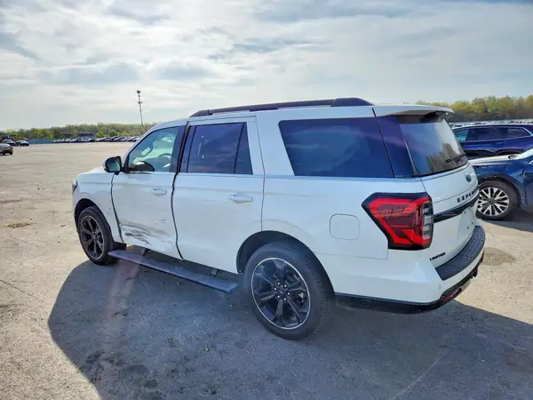 1FMJU2A84PEA41619 2023 FORD EXPEDITION - Image 2