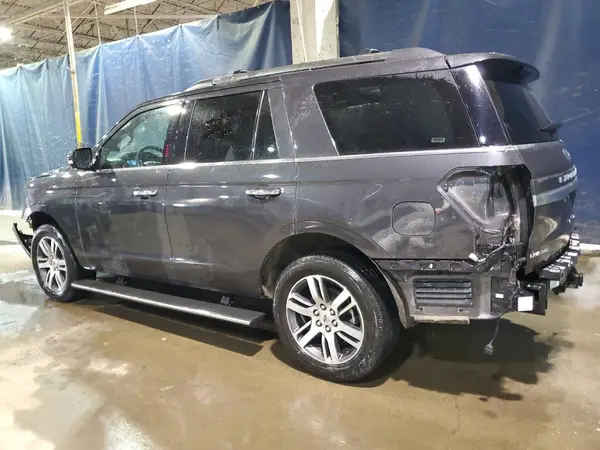 1FMJU2A84REA33913 2024 FORD EXPEDITION - Image 2