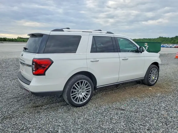 1FMJU2A84REA48735 2024 FORD EXPEDITION - Image 2