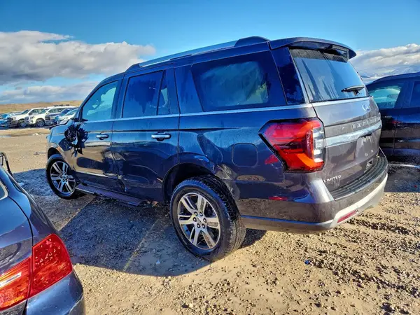 1FMJU2A84REA57144 2024 FORD EXPEDITION - Image 2