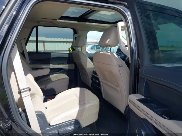 1FMJU2A85PEA55304 2023 FORD EXPEDITION - Image 8