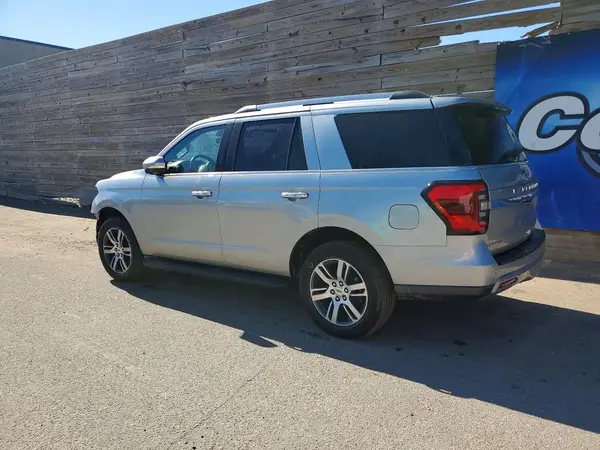1FMJU2A85REA18417 2024 FORD EXPEDITION - Image 2