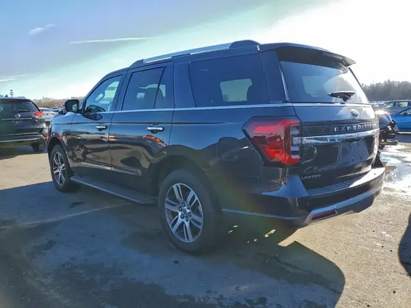 1FMJU2A85REA62367 2024 FORD EXPEDITION - Image 2