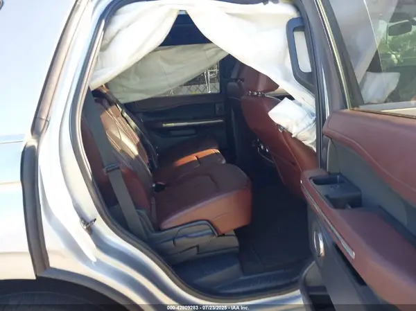 1FMJU2A86REA18667 2024 FORD EXPEDITION - Image 8