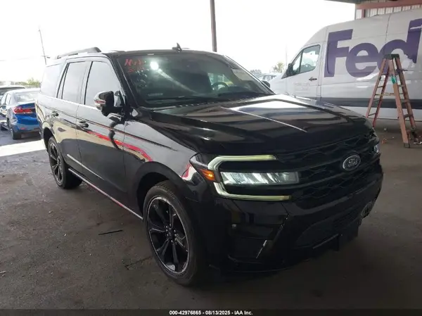 1FMJU2A88PEA28307 2023 FORD EXPEDITION - Image 1