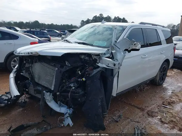 1FMJU2A88REA31534 2024 FORD EXPEDITION - Image 2