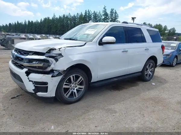1FMJU2A88REA35566 2024 FORD EXPEDITION - Image 2