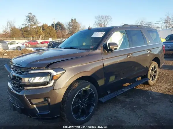 1FMJU2A89PEA48856 2023 FORD EXPEDITION - Image 2