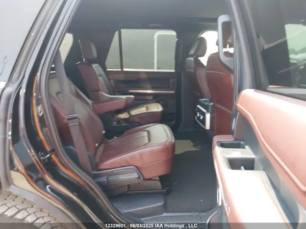1FMJU2A89REA56037 2024 FORD EXPEDITION - Image 8