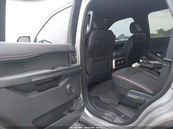 1FMJU2A89REA89359 2024 FORD EXPEDITION - Image 8