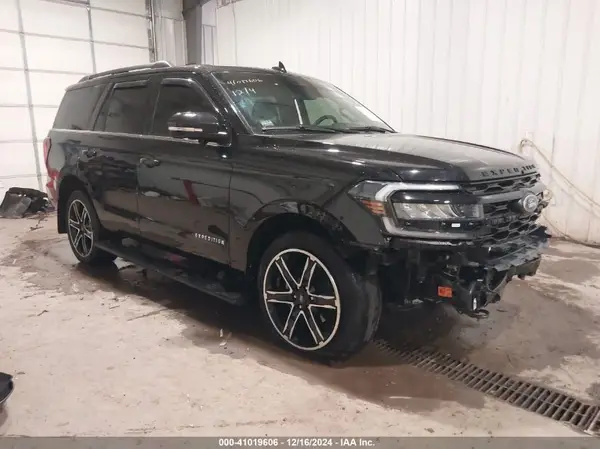 1FMJU2A8XPEA37705 2023 FORD EXPEDITION - Image 1